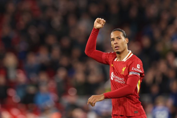 Orange Army, Liverpool là đội không phải là người đầu tiên bắt đầu bốn cầu thủ Hà Lan tại Champions League kể từ năm 2003