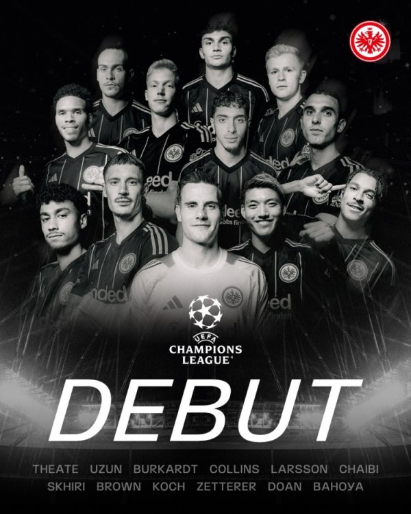 Frankfurt chúc mừng đội 12 người ra mắt tại Champions League: Một khởi đầu tuyệt vời!