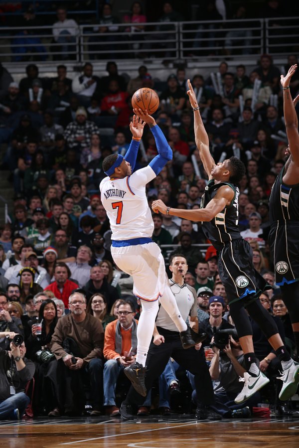 Antetokounmpo: Tôi không thích đào tạo với những người chơi tích cực, chẳng hạn như LeBron, tôi thực sự muốn luyện tập với Gua GE