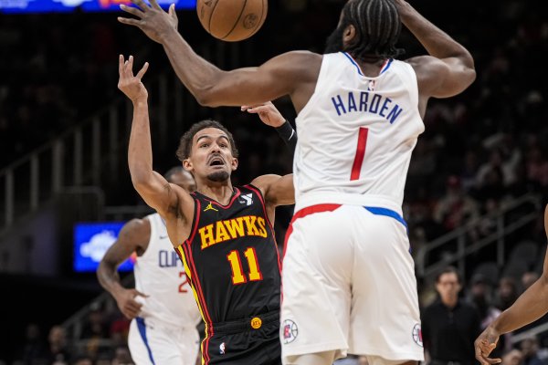 Beverly: Harden chưa bao giờ bỏ lỡ vòng playoffs và bị chỉ trích vì không có chức vô địch. Trae Young bị chỉ trích vì bị chỉ trích vì bị chỉ trích.