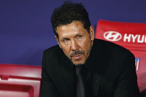 Simeone huấn luyện Atletico Madrid 22 lần trên sân nhà trước Real Madrid, 9 chiến thắng, 7 trận hòa và 6 trận thua, trong khi Atletico Madrid chỉ thắng 3 trong 22 trận đấu trước đó