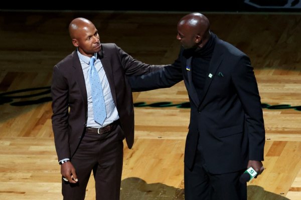 Perkins: KG không hài lòng với Ray Allen không phải vì anh ấy rời đến Heat mà vì anh ấy không hề chào hỏi khi rời đi