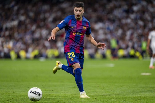 Hàng ngày: Barcelona coi Bernal là cốt lõi của hàng tiền vệ tương lai và Flick có kế hoạch cho anh ấy thi đấu vào tháng 11