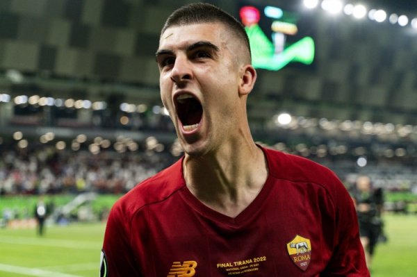 Moretto: Roma đang đàm phán với Mancini để gia hạn hợp đồng, dự kiến ​​hợp đồng sẽ được gia hạn đến năm 2030 hoặc 2031