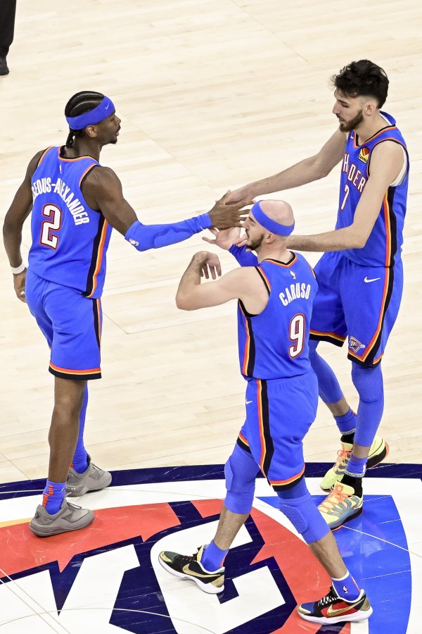 Danh sách cầu thủ phòng ngự hiệu quả đến thời điểm hiện tại mùa này: Thunder có 4 ghế trong top 5 Caruso đứng đầu với 93,8 điểm