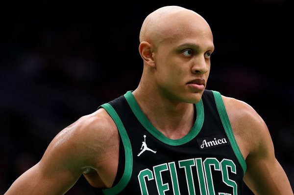 Đánh hoa! Celtics chơi 8-0 trong hiệp hai, nới rộng cách biệt điểm lên 22 điểm và chặn đứng Clippers.